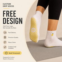 Chaussettes de yoga jaunes pour femmes, antidérapantes en silicone, pour fitness et danse, personnalisables, antidérapantes pour l'intérieur, chaussettes mi-mollet pour Pilates