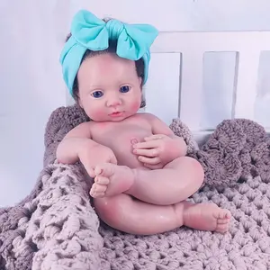 Boneka bayi silikon kuat, boneka bayi realistis 13 inci dengan rambut keriting