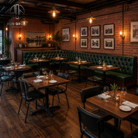 Ensemble commercial de mobilier de restaurant personnalisé Ron Group : banquette capitonnée en forme de L, table en bois massif et chaise en cuir