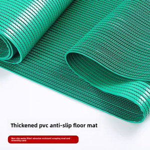 Tapete de PVC Tipo S para Piso Hueco, 5mm, Antideslizante, con Drenaje, en Rollo, para Piscinas y Parques Acuáticos - Product Image 3