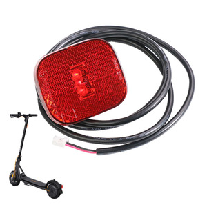 Feu arrière original Ninebot pour scooter électrique F1 F2 Plus F2 Pro accessoire de phare <span class=keywords><strong>pièces</strong></span> de rechange pour <span class=keywords><strong>Scooty</strong></span> - Product Image 1