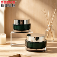 Pots en plastique acrylique de luxe 0,5 oz/1 oz avec couvercle à vis argenté pour usage cosmétique (crème contour des yeux et sérum de soin de la peau)