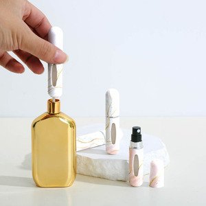 Nouveau design – Flacon de parfum de luxe rechargeable en plastique de 5 ml – Flacon pulvérisateur vide de 5 ml à remplissage par le bas – Atomiseur de parfum - Product Image 4