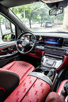 Kit de mise à niveau intérieur Billionaire Edition Vito V250 V-Class W447, sièges aéro en cuir rouge bordeaux, lit pliant, TV au plafond, fabricant