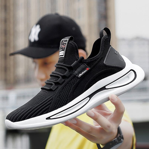 Chaussures de sport respirantes en maille pour homme, baskets décontractées de haute qualité pour étudiants, vente en gros, nouvelle collection - Product Image 1