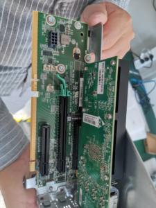 Grande in magazzino HPE DL380 Gen10 primario PCIe/<span class=keywords><strong>M</strong></span>.2 Riser Board 809461-001 per HPE PROLIANT DL380/ DL385/ DL560 G10 (GEN10) - Product Image 2