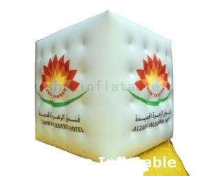 Globo de helio que hace publicidad del globo inflable del cubo volador - Product Image 1