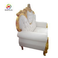 Chaises de Mariage et d'Événement « Trône Royal » en Bois Doré Antique à Vendre