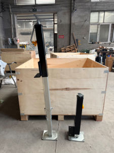 Nouveau support de levage carré soudé <span class=keywords><strong>en</strong></span> acier Q235B certifié CE pour remorque, avec jambe de support amovible et levage par manivelle robuste pour tondeuse de jardin - Product Image 3