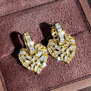 Orecchini a cuore da donna, eleganti, per uso quotidiano, gioielli alla moda per le orecchie - Product Image 1