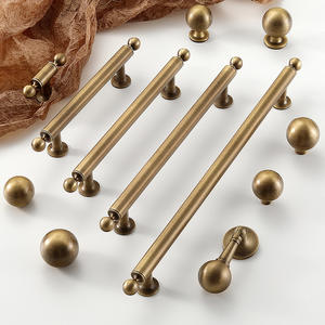 Maniglia <span class=keywords><strong>Vintage</strong></span> in Ottone per Armadi - Pomello Francese Mid-Century a Foro Singolo per Guardaroba in Rame Massiccio - Product Image 2