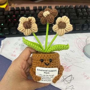 MOQ bajo, directo de fábrica, cara divertida transfronteriza, muñecas de ganchillo de patata, energía positiva, maceta tejida, adornos, tarjetas de regalo - Product Image 5