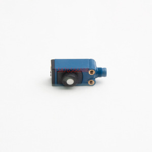 Capteur de proximité optique Microsonic Sks-15/Cd, distance de détection de 20 mm, alimentation 20-30 V CC, borne à vis - Product Image 4