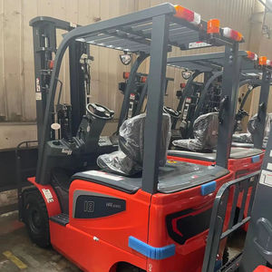 Chariot élévateur électrique à batterie HELI CPD18 1.8T pour la manutention logistique en entrepôt avec accessoire de positionnement des fourches - Product Image 6
