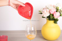 Alat Peras Buah Manual Silikon Mini Portabel Grosir, Aksesoris Dapur untuk Lemon Jeruk Buah Sayuran, Aman untuk Mesin Cuci Piring