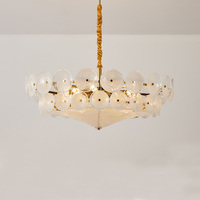Luminaire circulaire en verre de Murano au design italien moderne Éclairage en verre pour salon d'hôtel Suspension en fer coloré