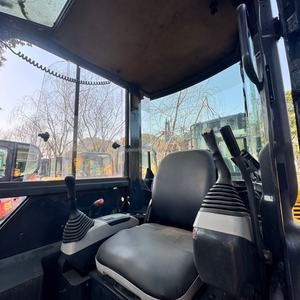 Mini-excavatrice Komatsu PC35MR d'occasion propre et bien entretenue à prix avantageux - Product Image 4