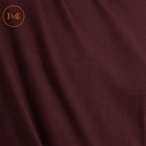 Camiseta de algodón orgánico personalizada cuello redondo y manga corta color sólido OEM/ODM diseño en blanco Opción de talla grande para hombres/mujeres - Product Image 4