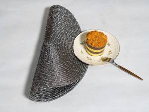 Tappetini intrecciati all'ingrosso resistenti al calore per tavoli da pranzo set di tovagliette in tessuto con glitter grigio argento 100% PP - Product Image 3