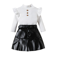 Ensemble trois pièces pour filles : haut à col haut en coton uni à manches longues + jupe plissée en cuir PU avec ceinture