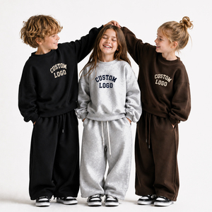 Ensemble de survêtement pour enfants en coton 100% avec logo personnalisé, broderie, <span class=keywords><strong>sweat</strong></span>-shirt à col rond, ensemble de sweats à capuche - Product Image 1