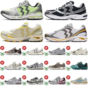 Zapatillas Kayan 14 Gel 1130 para Mujer y Hombre en Colores Sepia, Arctic Sky, Pure Silver, Politics Exclusive, Baked Pink, Cream, Denim Blue y Pink - Product Image 6