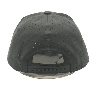 Gorras de Golf Deportivas Personalizadas al por Mayor, de Poliéster, con Parche de Goma con Logotipo, Orificio Cortado con Láser, Gorra de Béisbol de 5 Paneles con Cuerda - Product Image 6
