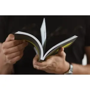 Merchandising personalizado de Filo Refe en formato paperback - Product Image 1