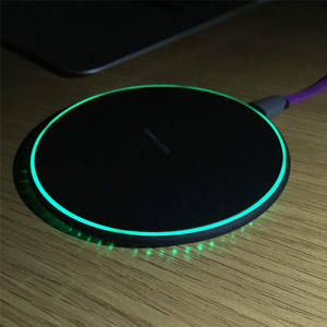 Cargador Inalámbrico Rápido de 10W para iPhone 17 16, Cargador Inalámbrico de Aluminio de Aviación para <span class=keywords><strong>Samsung</strong></span> Huawei - Product Image 4