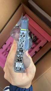 02355TRD 02354QWH 02356KMM 02354QWF OceanStor Dorado 2000/3000 V6 STLZBLSSD3840 3.84 ТБ SSD SAS 2.5-дюймовый твердотельный накопитель для серверов - Product Image 2