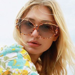 Gafas de Sol Cat Eye UV400 de Moda Más Vendidas en 2020 para Mujer, Gafas de Sol Cuadradas Grandes - Product Image 1