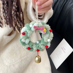 Decorazione Natalizia Fai-da-Te: Bastoncini Intrecciati per Albero di Natale, Campanelle in Plastica per Auto e Porte - Product Image 3