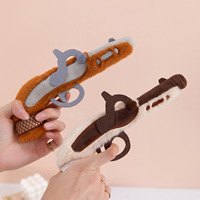 Pistolet en peluche rétro en polyester véritable avec rembourrage en coton PP, adorable poupée pistolet de dessin animé, cadeau pour enfants garçons et filles