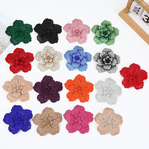 Broche de Flor de Cristal 3D Feito à Mão com Strass para Aplicação em Tecido Luxuoso para Mulheres, Apliques, Patches para Bolsas, Roupas, Sapatos e Chapéus - Product Image 3