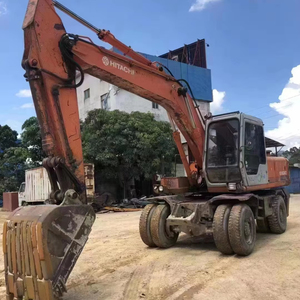 รถขุดตีนตะขาบมือสอง ปี 2016 รุ่น EX160  EX120/Hitachi EX200 พร้อมเครื่องยนต์คัมมินส์ ปั๊มคาวาซากิ น้ำหนักใช้งาน 10 ตัน - Product Image 1