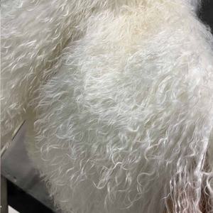 Trendige Damen-Pelzjacke im Mongolischen Stil zum Großhandelspreis, Weiße, Lässige, Warme Pelzbekleidung - Product Image 4