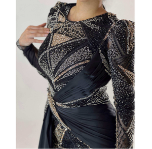 Premium Fit Luxury Design Robe de soirée Cocktail classique intemporel pour les femmes pour les célébrations et événements formels - Product Image 3