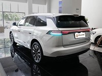 Vente Flash Dongfeng Yipai M8 600km EV Qiankun SUV 6 Places