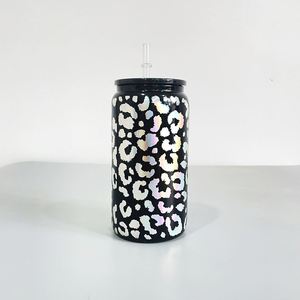 Paquete de 50 vasos de vinilo holográfico de 16 oz con estampado de leopardo y guepardo, 5 colores surtidos, con tapas de PP coloridas - Product Image 4