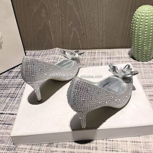 Zapatos de Tacón Alto JimmysChoos JC Crystal Slip-On para Novia, Estilo Princesa, con Pedrería, Súper Brillantes, Modernos, de Lujo y Alta Calidad - Product Image 3