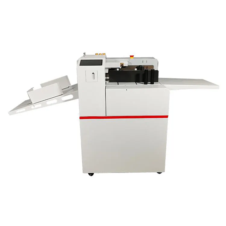 स्वत: Creaser और Perforating मशीन डिजिटल बिजली कागज बढ़ती मशीन