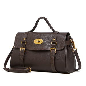 Sac à main de luxe en cuir de vachette véritable pour femme, modèle unique, avec bandoulière chaîne, capacité 2-2,9 L - Product Image 1