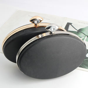 Cadre de <span class=keywords><strong>sac</strong></span> <span class=keywords><strong>à</strong></span> <span class=keywords><strong>main</strong></span> DIY Kiss Lock-18x16mm cadre de <span class=keywords><strong>fermoir</strong></span> de boîte en métal doré pour la fabrication de sacs, réparation d'embrayage, accessoires en gros - Product Image 5