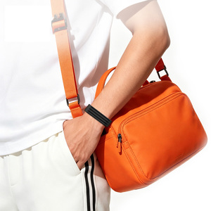 Correa de silicona líquida personalizada al por mayor para Google <span class=keywords><strong>Fitbit</strong></span> Air, pulsera deportiva transpirable y suave con canales de aire - Product Image 5