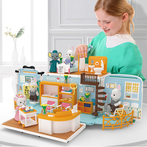 Ensemble de maison de jeu DIY pour enfants avec des poupées infirmière lapin et médecin koala, jouet bus ambulance en plastique durable - Product Image 3