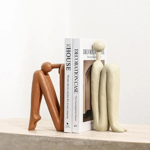 Moderno modelo minimalista habitación sala de estar vitrina creativa moderna divertida resina decorativa sujetalibros estatua - Product Image 1