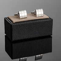 Vente chaude Fête De Mariage Nouveauté Carré Rayures Robe À Carreaux Chemise Boutons De Manchette Pour Hommes Accessoires