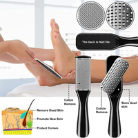 Lime à pied en acier inoxydable 10-en-1 pour enlever les callosités de la peau morte Costume d'outil de coupe de pied