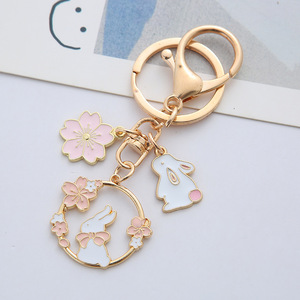 En stock, nouveau porte-clés mignon en forme de lapin porte-bonheur, fleur de cerisier, porte-clés en métal 3D émaillé kawaii pour femmes, sac à dos - Product Image 4