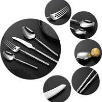 Ensemble de couverts de luxe léger en acier inoxydable 304, couteau, fourchette, cuillère, vaisselle vintage pour mariage, hôtel, vente en gros